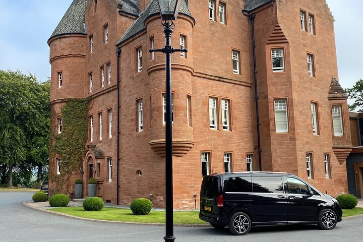 Luxury Private Mercedes Transfer to Edinburgh  - Photo 1 of 3